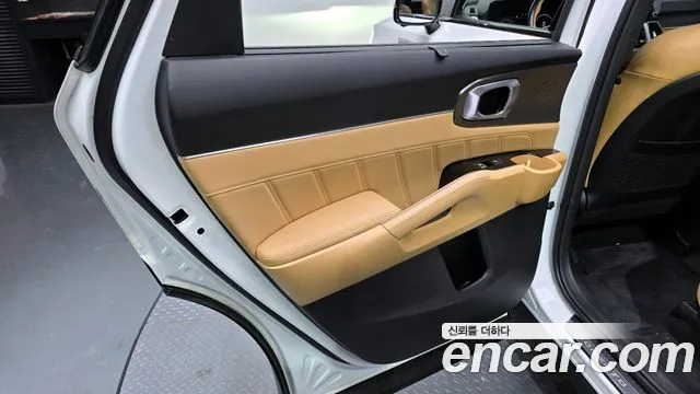 Kia Sorento 2022 — фото 15