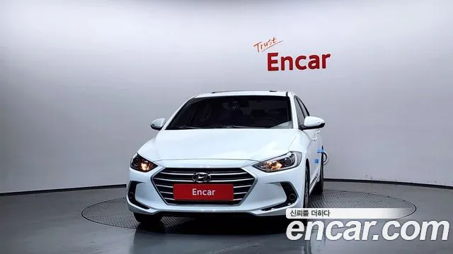 Hyundai AVANTE 2016 — фото 3