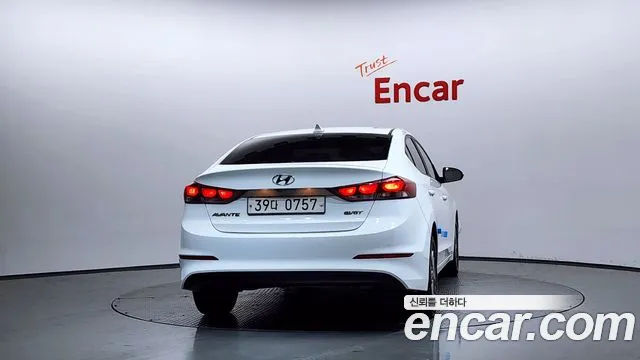 Hyundai AVANTE 2016 — фото 4