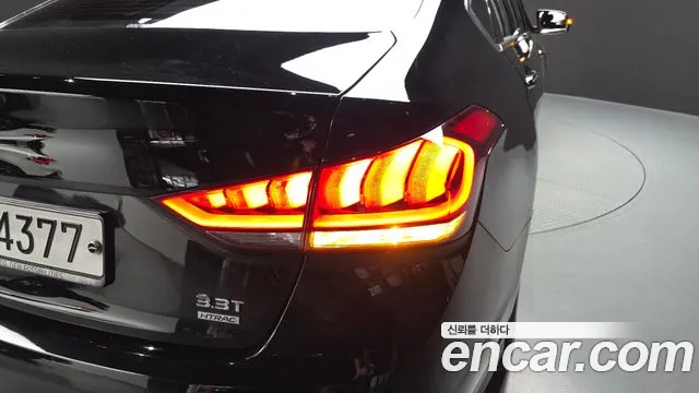 Hyundai Genesis 2016 — фото 9