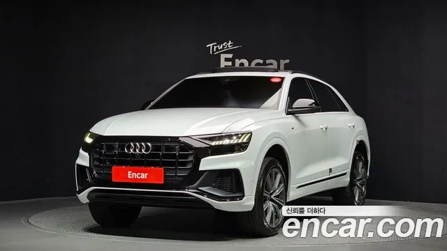 Audi Q8 2021 — фото 1