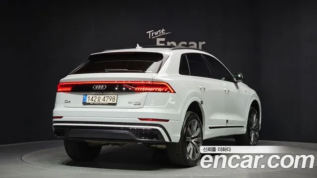 Audi Q8 2021 — фото 2