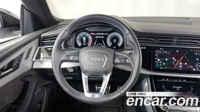 Audi Q8 2021 — фото 19