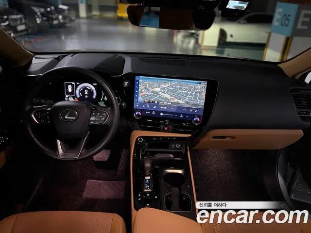 Lexus NX 2025 — фото 10