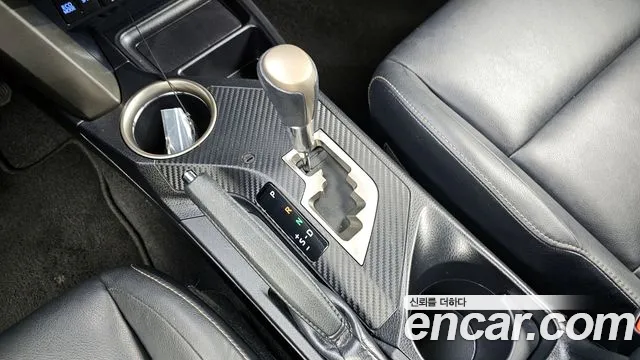 Toyota RAV4 2015 — фото 9
