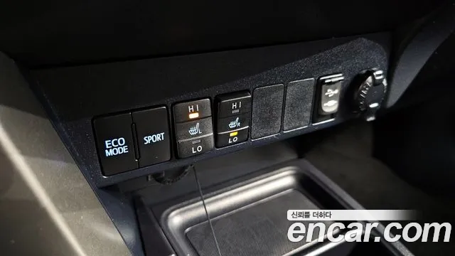Toyota RAV4 2015 — фото 15