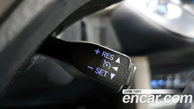 Toyota RAV4 2015 — фото 18