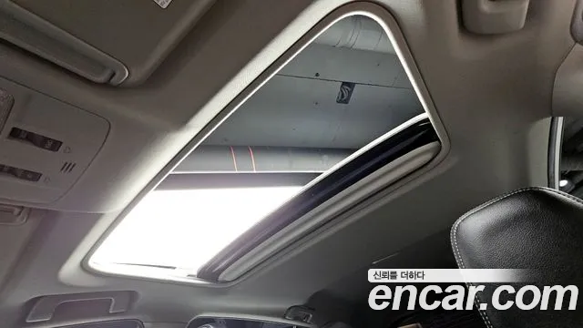 Toyota RAV4 2015 — фото 19