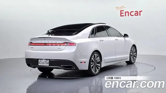 Lincoln MKZ 2018 — фото 2