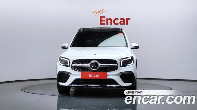 Mercedes-Benz GLB-Class 2023 — фото 3
