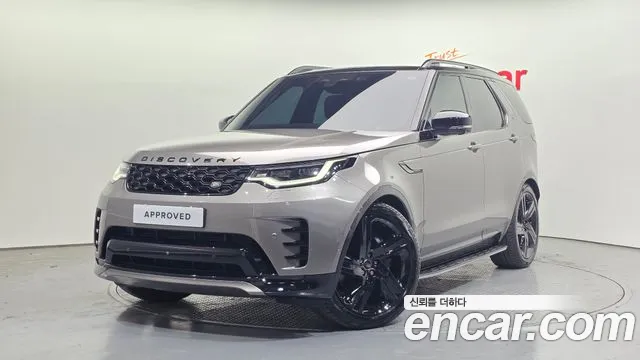 Land Rover Discovery 2024 — фото 1