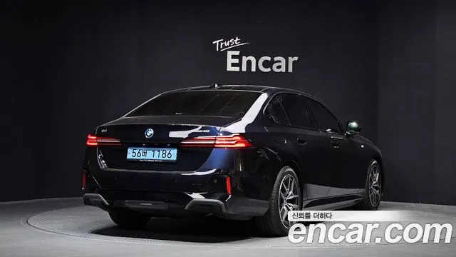 BMW i5 2024 — фото 2