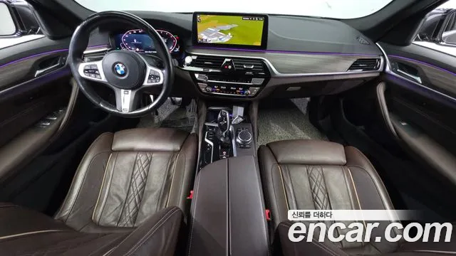 BMW 5-Series 2021 — фото 10