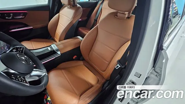 Mercedes-Benz C-Class 2025 — фото 14