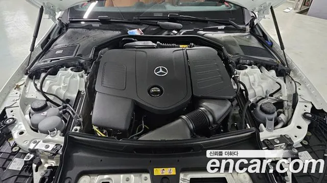Mercedes-Benz C-Class 2025 — фото 20