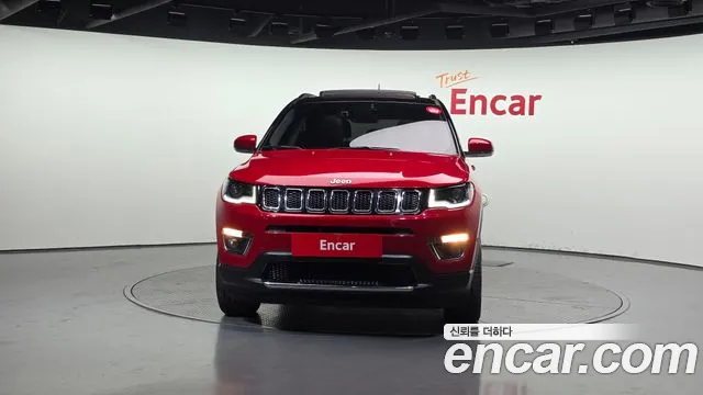 Jeep Compass 2018 — фото 3