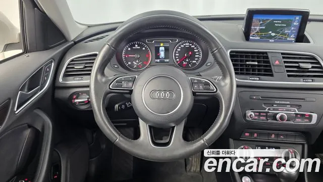Audi Q3 2015 — фото 13