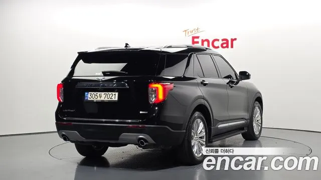 Ford Explorer 2020 — фото 2