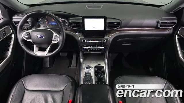 Ford Explorer 2020 — фото 10
