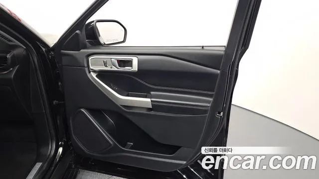 Ford Explorer 2020 — фото 14