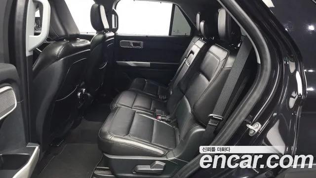Ford Explorer 2020 — фото 16
