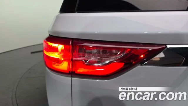 ChevroletGMDaewoo Traverse 2020 — фото 9