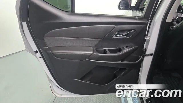 ChevroletGMDaewoo Traverse 2020 — фото 15