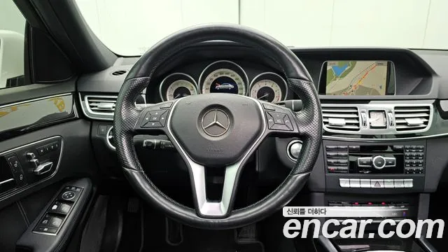 Mercedes-Benz E-Class 2015 — фото 13