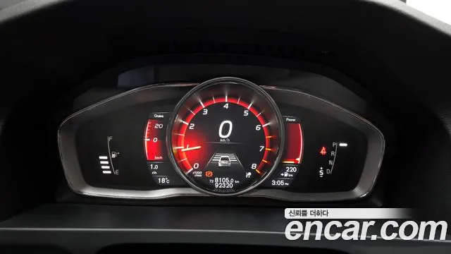 Volvo S60 2018 — фото 11