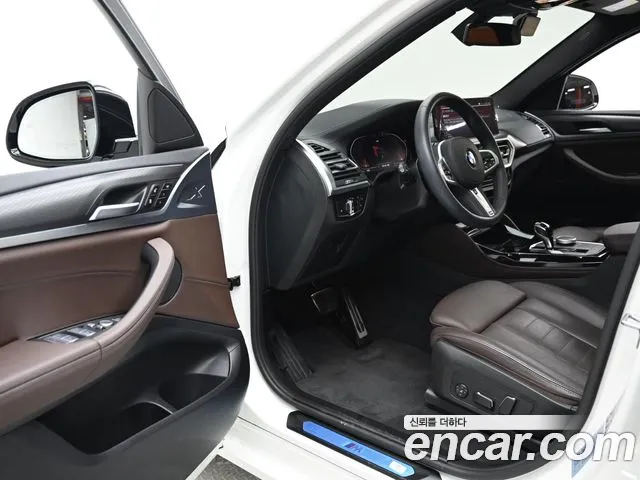 BMW X4 2025 — фото 11