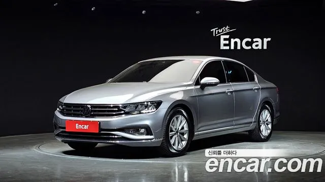 Volkswagen Passat 2021 — фото 1