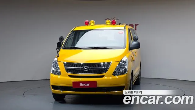 Hyundai Starex 2016 — фото 3