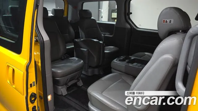 Hyundai Starex 2016 — фото 11