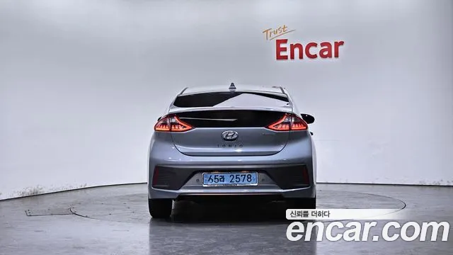 Hyundai Ioniq 2018 — фото 3