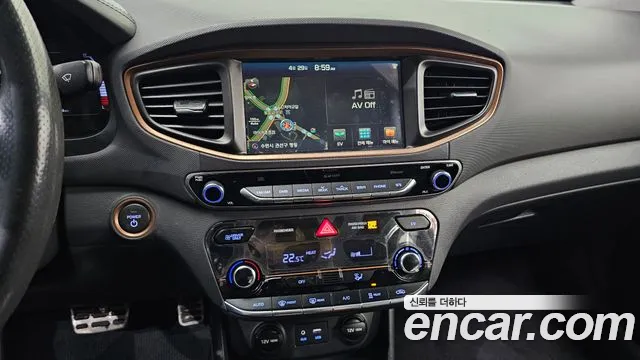 Hyundai Ioniq 2018 — фото 19