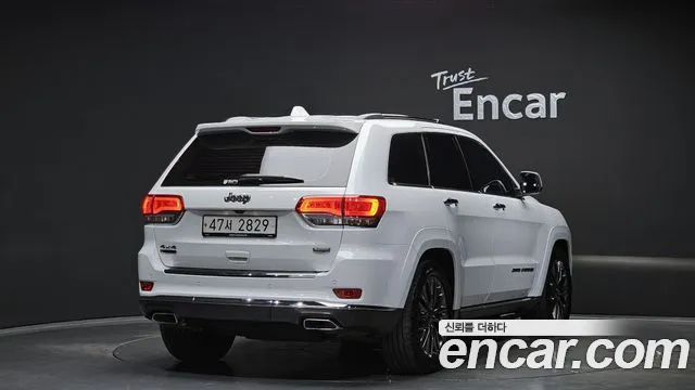 Jeep Cherokee 2018 — фото 2