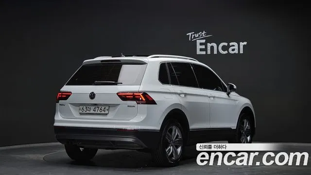 Volkswagen Tiguan 2018 — фото 2