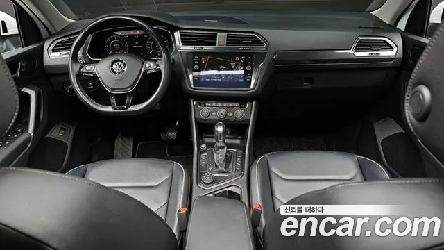 Volkswagen Tiguan 2018 — фото 10