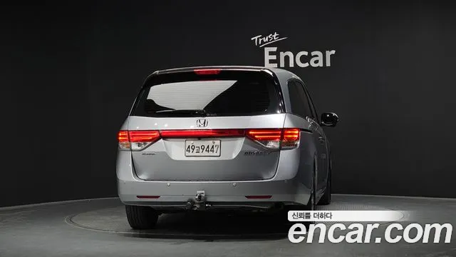 Honda Odyssey 2016 — фото 4