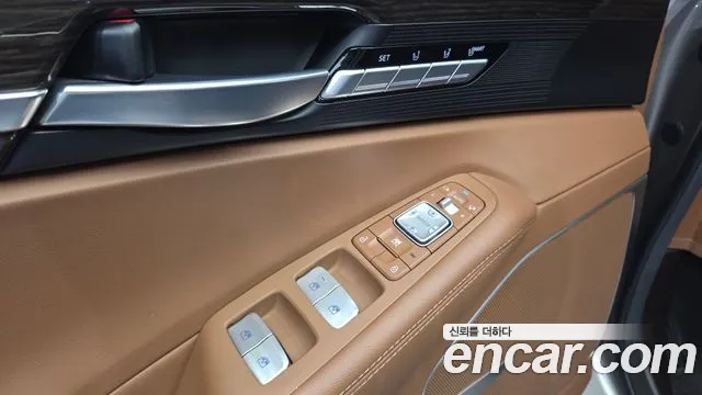 Genesis G90 2019 — фото 13