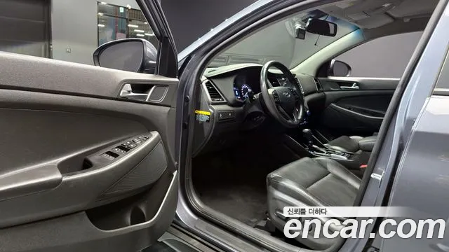 Hyundai Tucson 2016 — фото 10