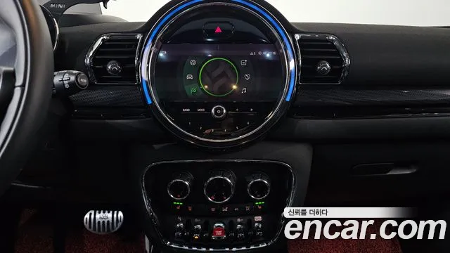 Mini Clubman 2021 — фото 18