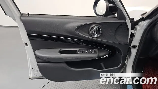 Mini Clubman 2021 — фото 14