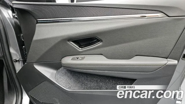 Renault-KoreaSamsung Scenic 2026 — фото 15
