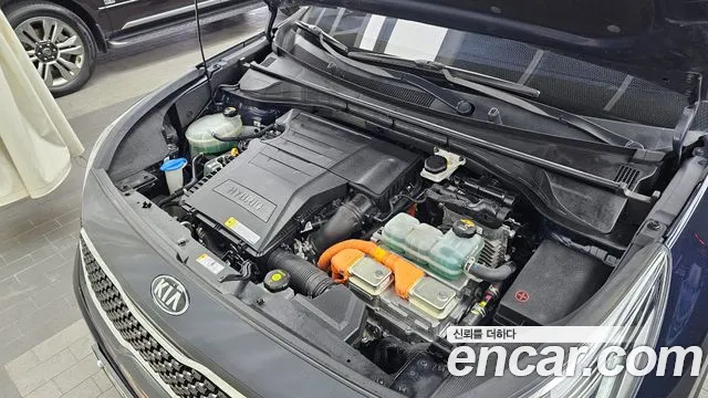 Kia Niro 2018 — фото 6