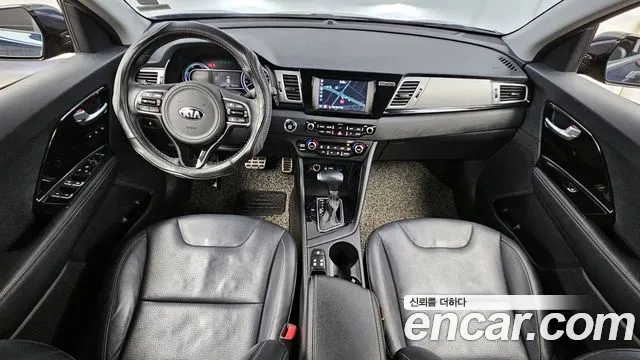 Kia Niro 2018 — фото 7