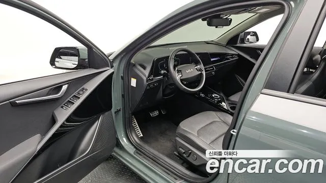 Kia Niro 2022 — фото 12