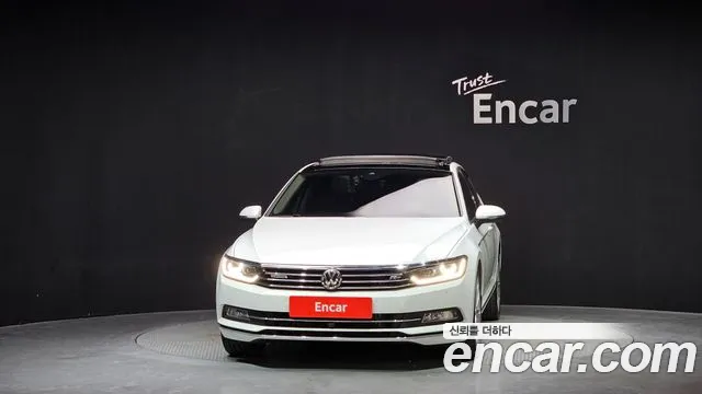 Volkswagen Passat 2018 — фото 3