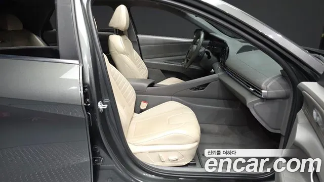 Hyundai AVANTE 2023 — фото 17