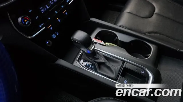 Hyundai Santafe 2020 — фото 12
